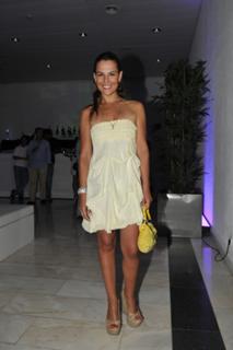 Ana Rita Clara feet photo 9