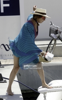 Ana Rosa Quintana feet photo 6
