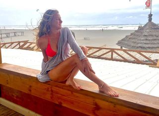 Ana Sakic feet photo 9
