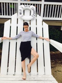 Ana Ularu feet photo 3