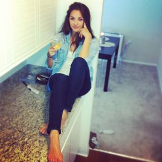 Ana Villafañe feet photo 1