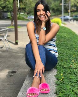 Ana Yancy Clavel feet photo 16