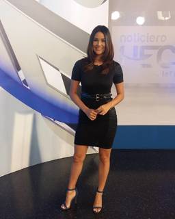 Ana Yancy Clavel feet photo 14
