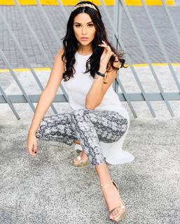 Ana Yancy Clavel feet photo 19