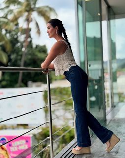 Ana Yancy Clavel feet photo 4