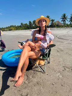 Ana Yancy Clavel feet photo 15