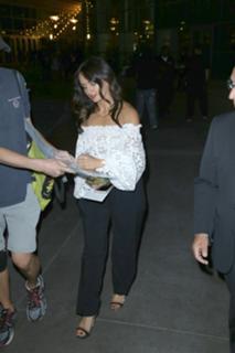 Ana de la Reguera feet photo thumbnail