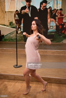 Ana de la Reguera feet photo thumbnail