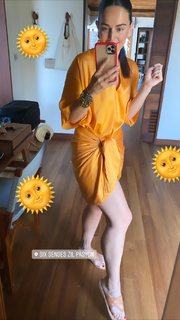 Ana de la Reguera feet photo thumbnail