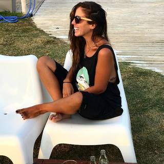 Anabel Pantoja feet photo 1