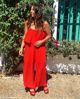 Anabel Pantoja feet photo 2