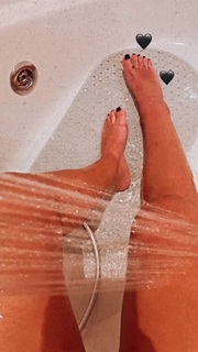 Anabel Pantoja feet photo 2