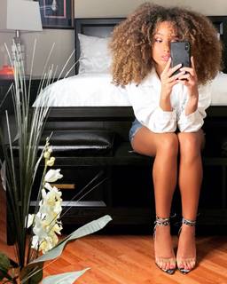 Anabella Carrasco feet photo 4