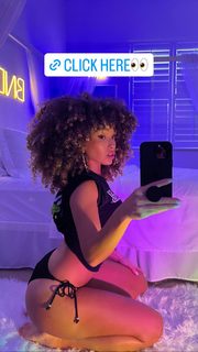 Anabella Carrasco feet photo 4