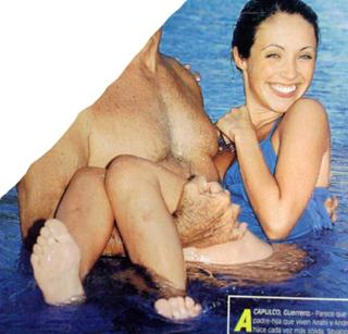 Anahí feet photo thumbnail