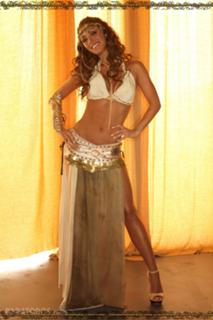 Anahí feet photo thumbnail