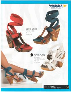 Anahí feet photo thumbnail