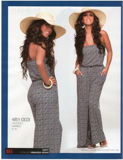 Anahí feet photo thumbnail