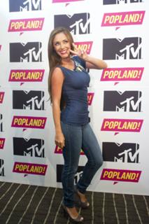 Anahí feet photo thumbnail