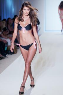 Anahí González feet photo 8
