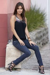 Anahí González feet photo 3