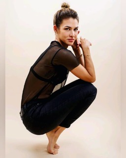 Anahí de Cárdenas feet photo 2