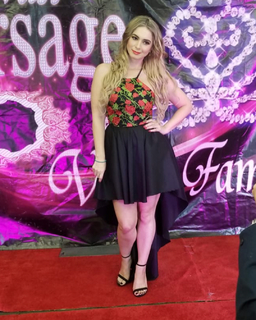 Anais Salazar feet photo 2