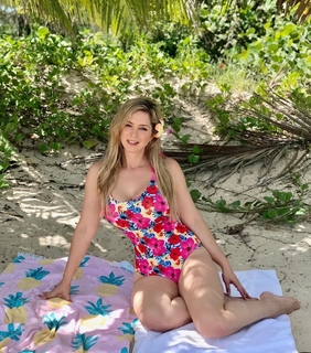 Anais Salazar feet photo 8