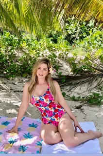 Anais Salazar feet photo 11