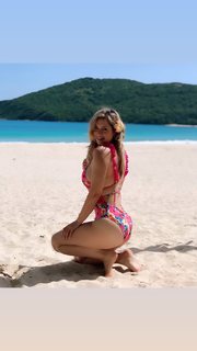 Anais Salazar feet photo 10