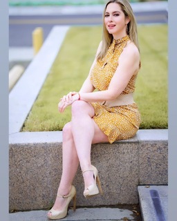 Anais Salazar feet photo 5