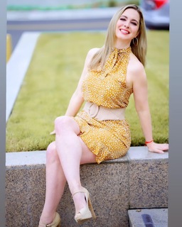 Anais Salazar feet photo 4