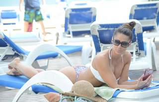 Anais Zanotti feet photo 19