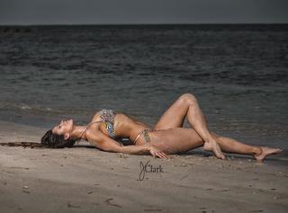 Anais Zanotti feet photo 7