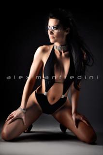 Anais Zanotti feet photo 2