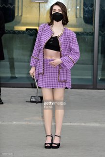 Anamaria Vartolomei feet photo 3