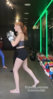 Ananda Morais feet photo thumbnail