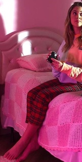 Ananda Morais feet photo thumbnail