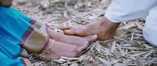 Anandhi feet photo 9