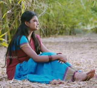 Anandhi feet photo 7