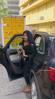 Anandhi feet photo 13