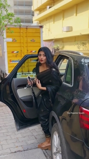 Anandhi feet photo 12