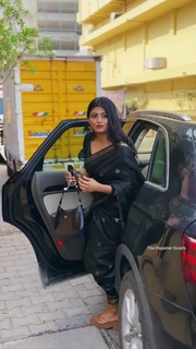 Anandhi feet photo 4