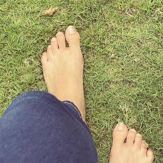 Ananya feet photo 3