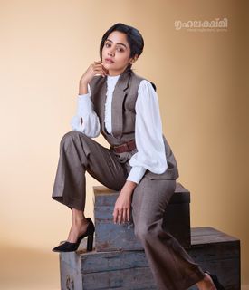 Ananya feet photo 5