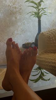 Ananya feet photo 1