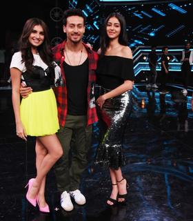 Ananya Panday feet photo thumbnail