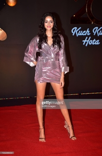 Ananya Panday feet photo thumbnail