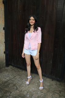 Ananya Panday feet photo thumbnail