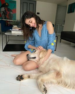 Ananya Panday feet photo thumbnail